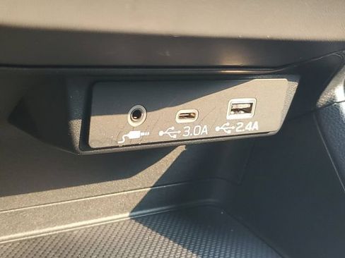 Certified 2024 Subaru Crosstrek 2.0i Premium AWD/4WD image 28