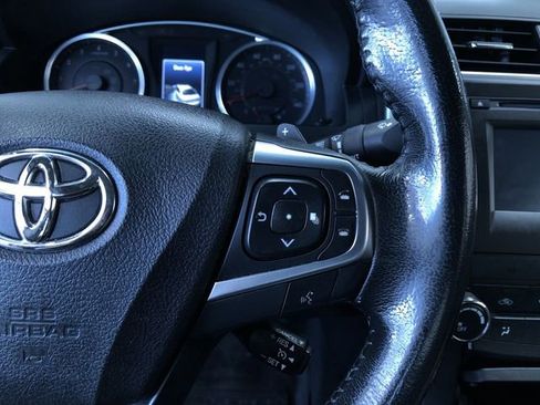 Certified 2016 Toyota Camry SE image 27