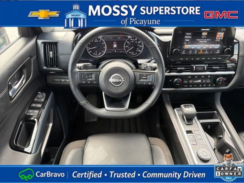 Certified 2025 Nissan Pathfinder SL AWD/4WD image 17
