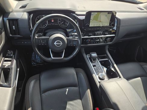 Used 2022 Nissan Pathfinder SL image 20
