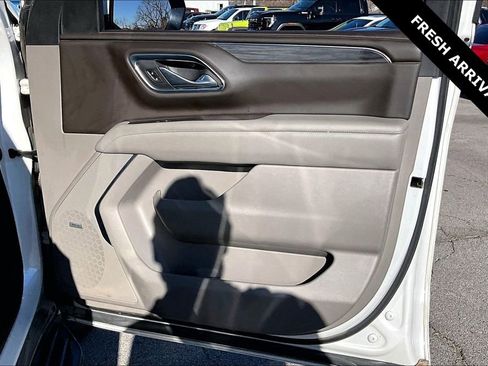 Used 2021 GMC Yukon SLT w/ SLT Luxury Package image 27