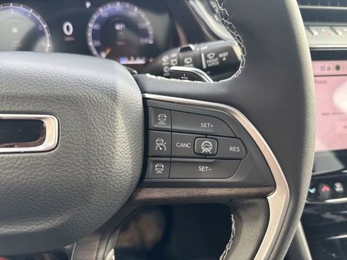 New 2026 Jeep Grand Cherokee L Limited image 14