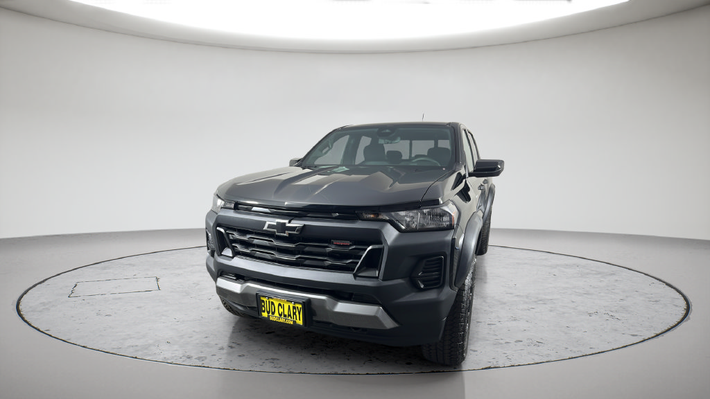 New 2026 Chevrolet Colorado Trail Boss AWD/4WD image 2