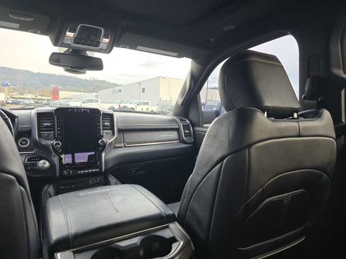 Used 2019 RAM 1500 Limited w/ Body Color Bumper Group image 14