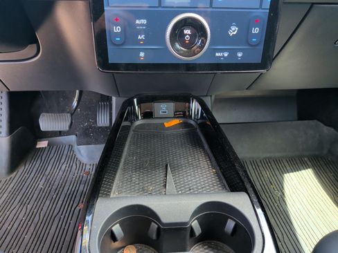 Used 2024 Ford Mustang Mach-E Select RWD image 27