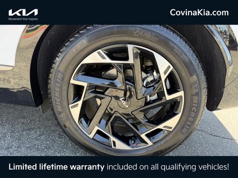 Certified 2024 Kia Sportage SX FWD image 11