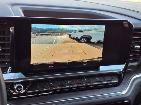 Used 2024 GMC Sierra 1500 SLT w/ SLT Premium Package image 12