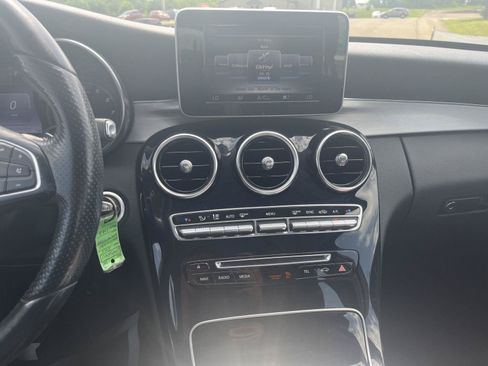 Used 2015 Mercedes-Benz C 300 4MATIC Sedan image 19