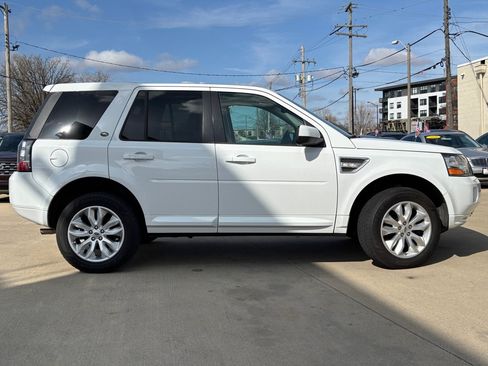 Used 2013 Land Rover LR2 HSE AWD/4WD image 7