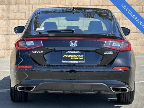 Used 2024 Honda Civic Sport Touring image 5