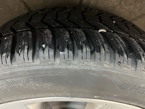 Certified 2022 Buick Envision Avenir w/ Technology Package II image 11