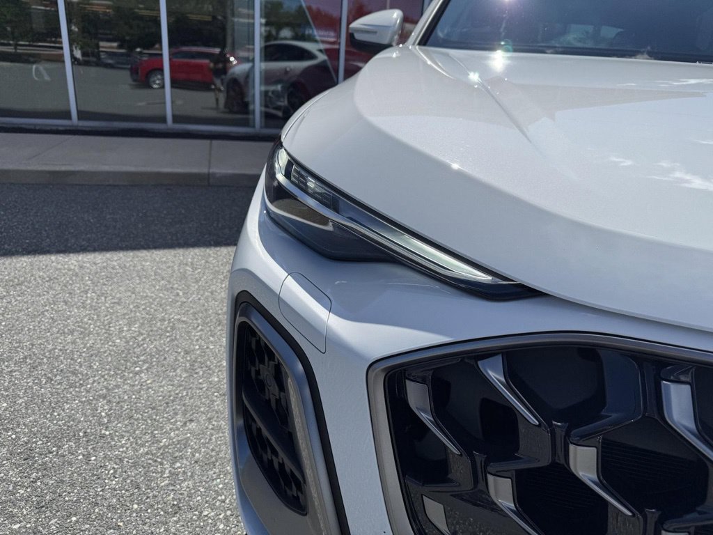 Certified 2025 Audi Q5 Premium Plus w/ Premium Plus AWD/4WD image 4