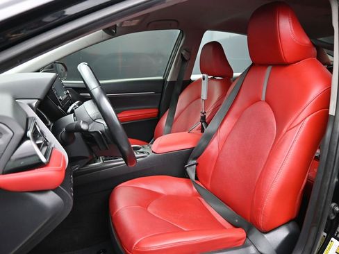 Used 2024 Toyota Camry XSE image 10