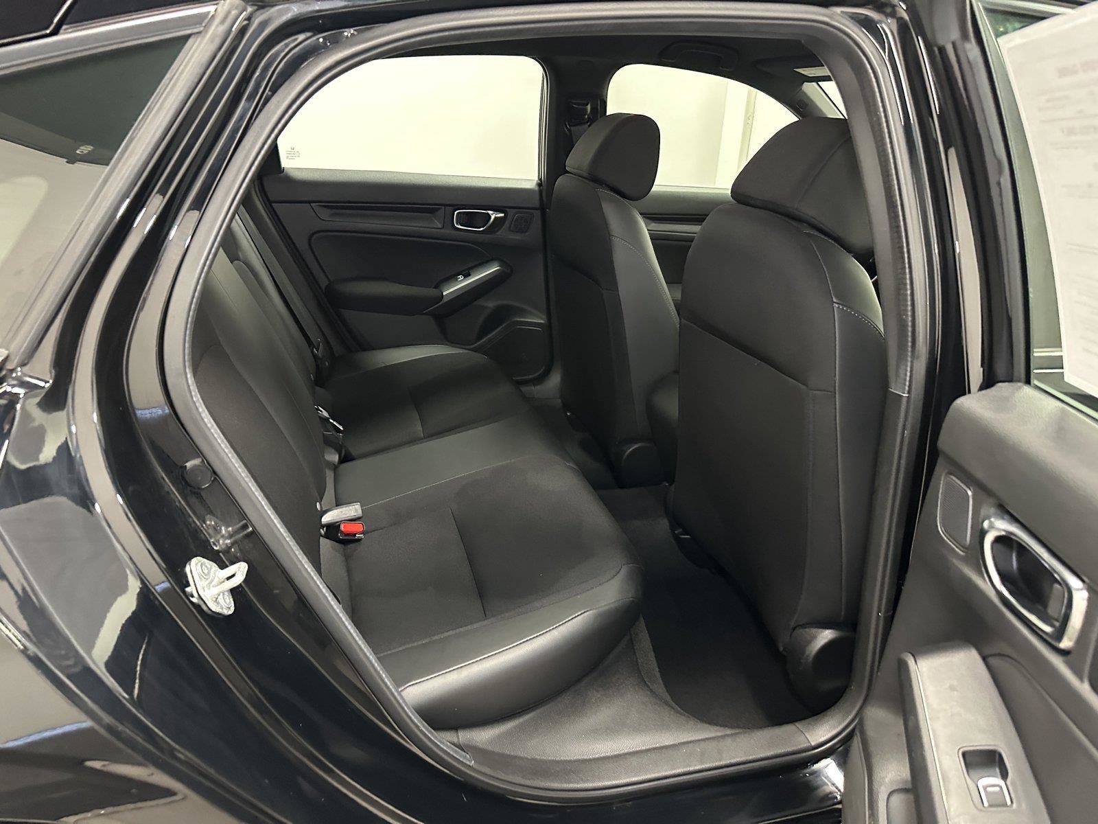 Used 2024 Honda Civic Sport image 35