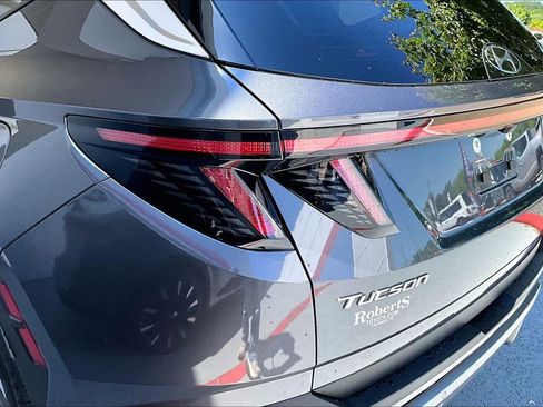 Used 2022 Hyundai Tucson Limited FWD image 21