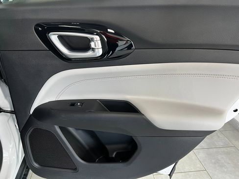 New 2026 Jeep Compass Limited AWD/4WD image 25