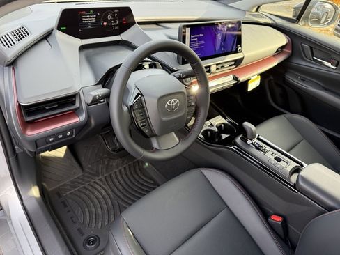 Used 2026 Toyota Prius XSE image 12