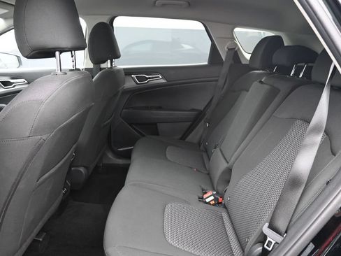 Used 2026 Kia Sportage LX FWD image 24