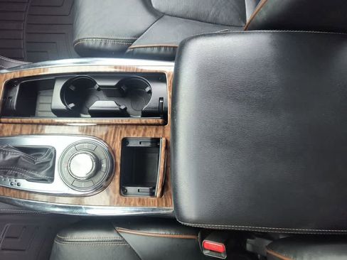 Used 2020 Nissan Armada SL w/ Premium Package AWD/4WD image 21