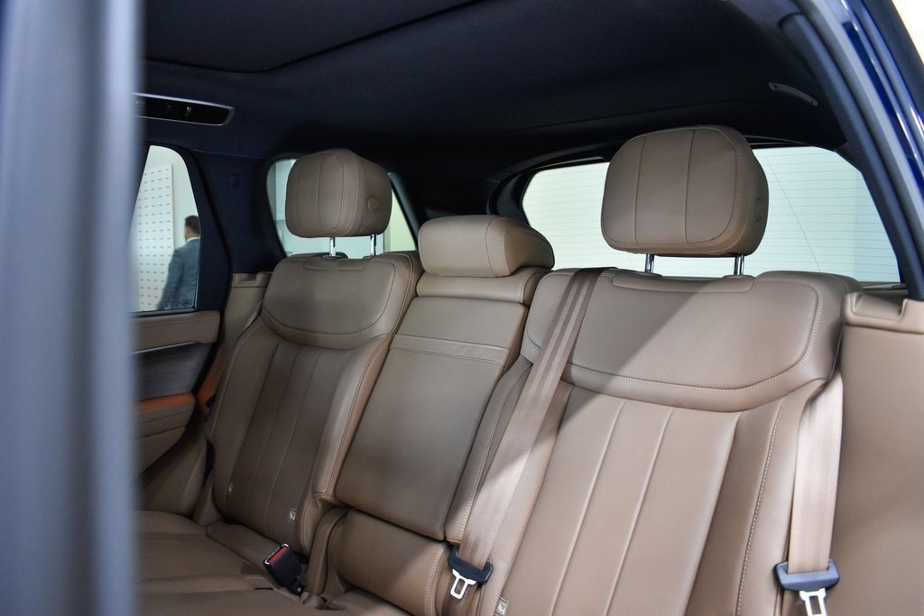 Used 2023 Land Rover Range Rover SE AWD/4WD image 25