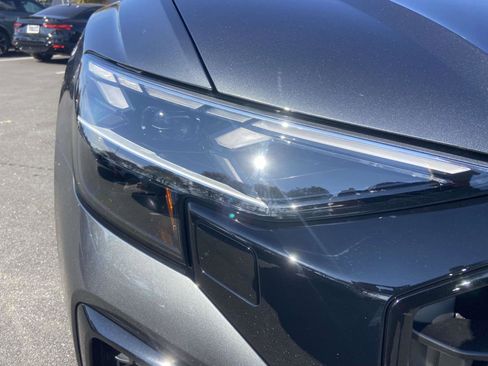 New 2026 Audi Q8 Premium Plus image 4