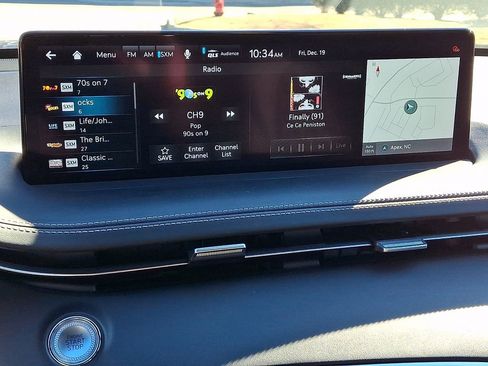 Used 2022 Genesis GV70 3.5T Sport w/ Sport Advanced Package image 19