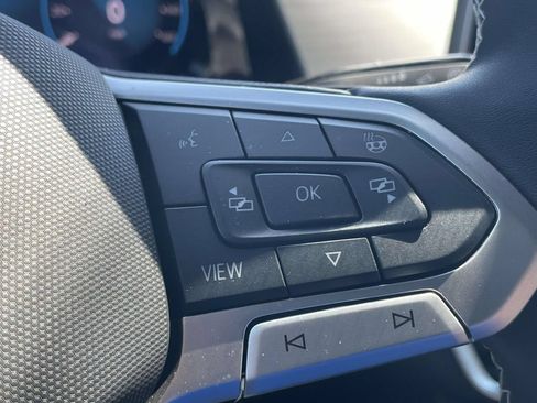Certified 2026 Volkswagen Atlas Cross Sport SE w/ Panoramic Sunroof Package FWD image 23