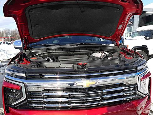 New 2026 Chevrolet Tahoe Premier w/ Sun And Tow Package AWD/4WD image 32