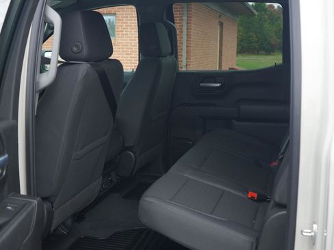 New 2026 Chevrolet Silverado 1500 Custom Trail Boss w/ LPO, Dark Essentials Package image 25