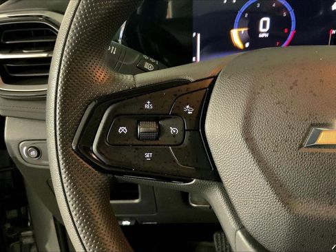 Used 2025 Chevrolet TrailBlazer LT AWD/4WD image 18