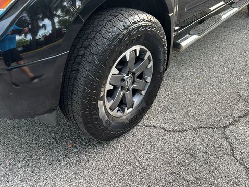 Used 2020 Nissan Frontier PRO-4X w/ Pro-4x Utility Package image 36