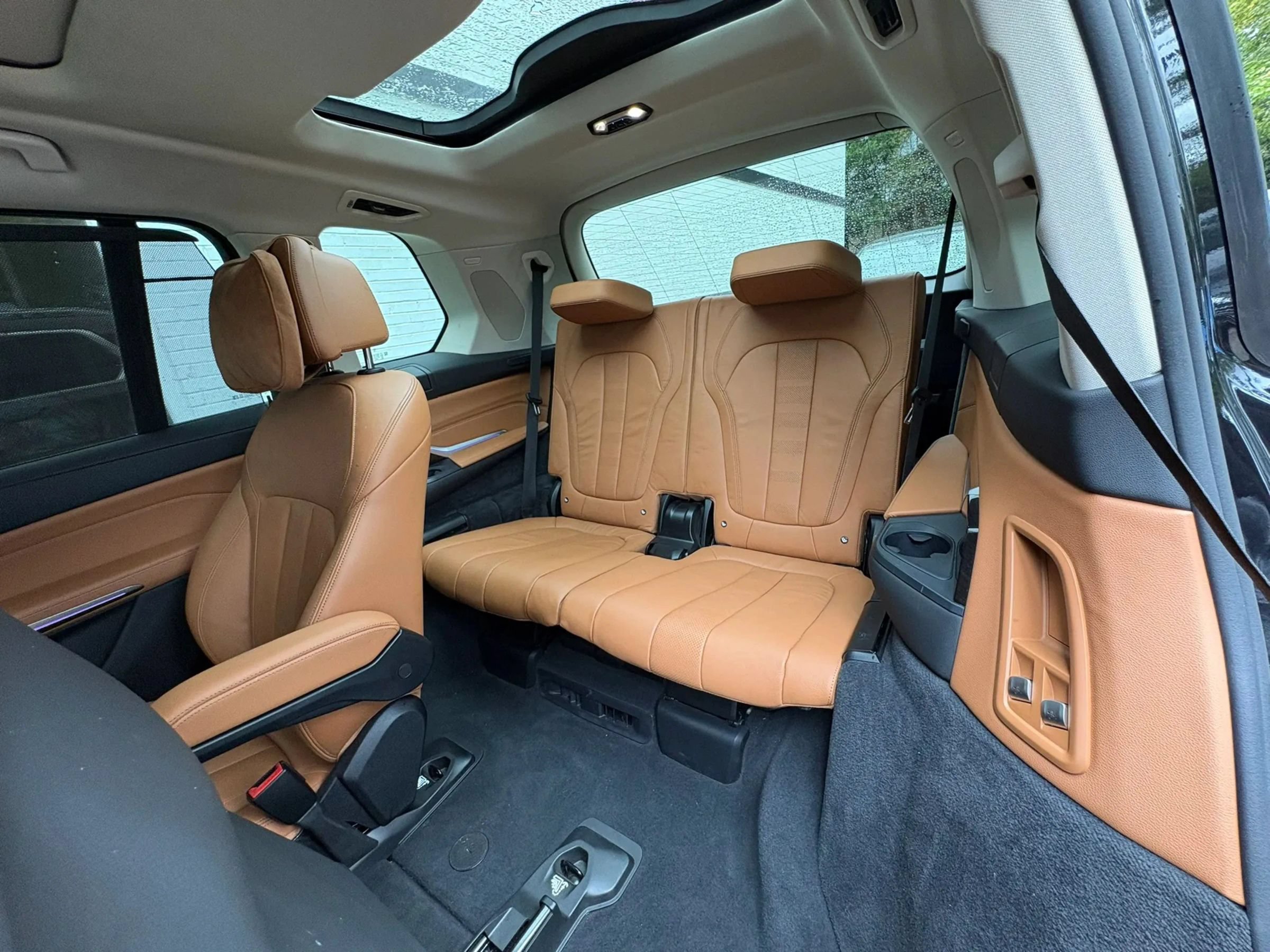 Used 2019 BMW X7 xDrive50i w/ Premium Package AWD/4WD image 42