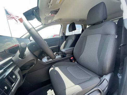 New 2026 Kia Sportage LX FWD image 19