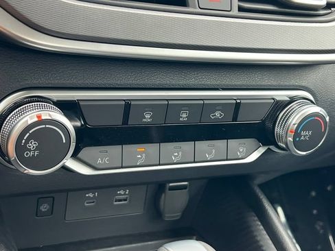 New 2026 Nissan Altima 2.5 SR AWD/4WD image 23