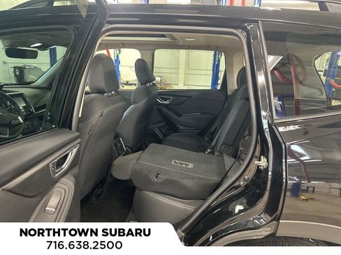 Used 2020 Subaru Forester Premium AWD/4WD image 20