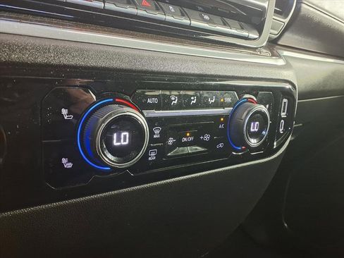 Used 2023 Chevrolet Silverado 1500 LT image 15