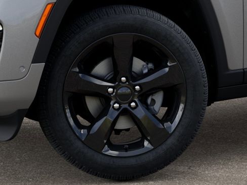 New 2025 Jeep Grand Cherokee Limited w/ Luxury Tech Group II image 19