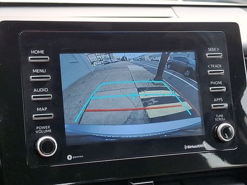 Used 2024 Toyota Camry SE FWD image 17