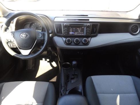 Used 2014 Toyota RAV4 LE AWD/4WD image 16