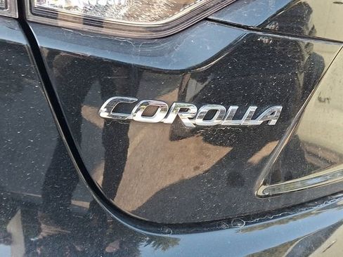 Used 2021 Toyota Corolla SE w/ SE Premium Package image 5