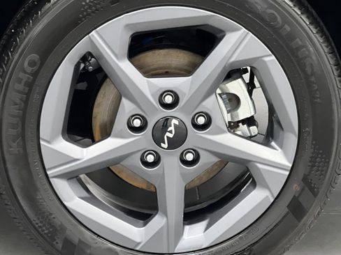 Used 2025 Kia K4 FWD image 57