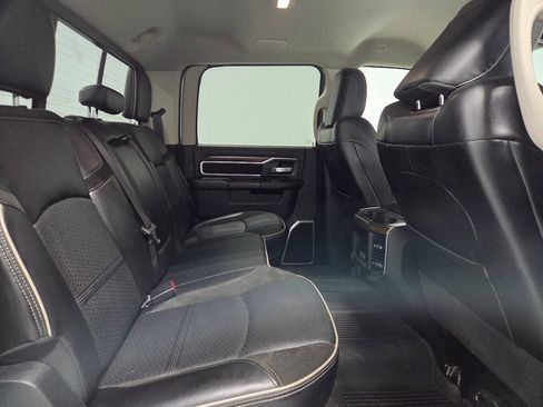 Used 2023 RAM 2500 Laramie AWD/4WD image 14