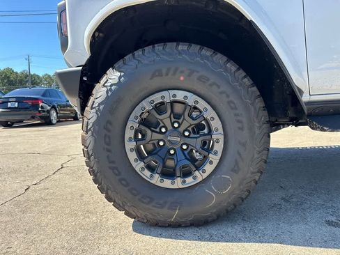 New 2025 Ford Bronco Raptor w/ Interior Carbon Fiber Pack image 9