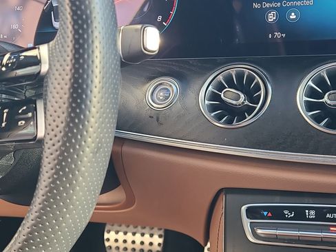 Used 2023 Mercedes-Benz E 450 Cabriolet image 29