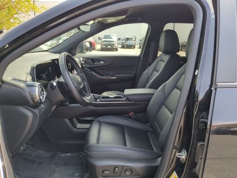 Used 2025 Chevrolet Equinox LT w/ Convenience Package II AWD/4WD image 17