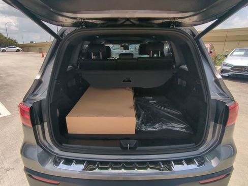 Used 2024 Mercedes-Benz EQB 300 4MATIC image 24