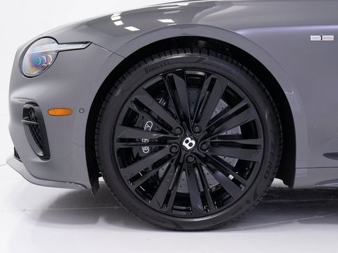 Used 2025 Bentley Continental GT Speed image 38