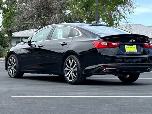 Used 2025 Chevrolet Malibu RS FWD image 3