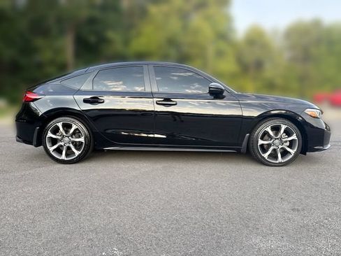 Used 2025 Honda Civic Sport Touring image 9