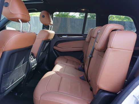 Used 2017 Mercedes-Benz GLS 450 4MATIC image 13